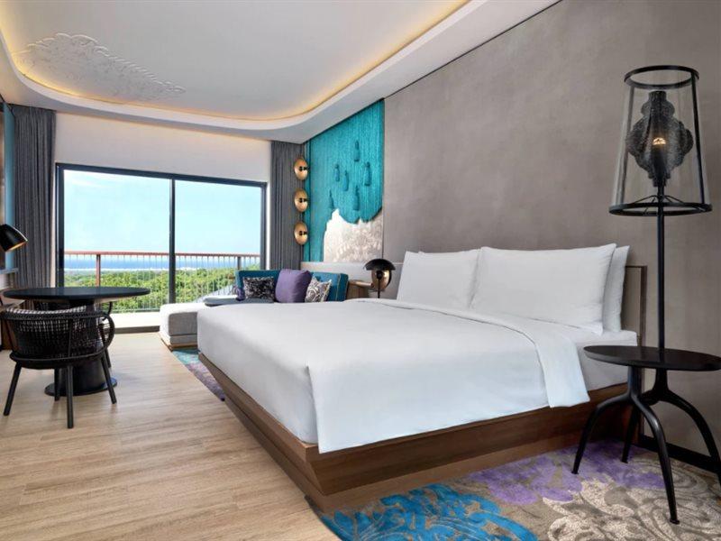 Hotel Renaissance Bali Nusa Dua