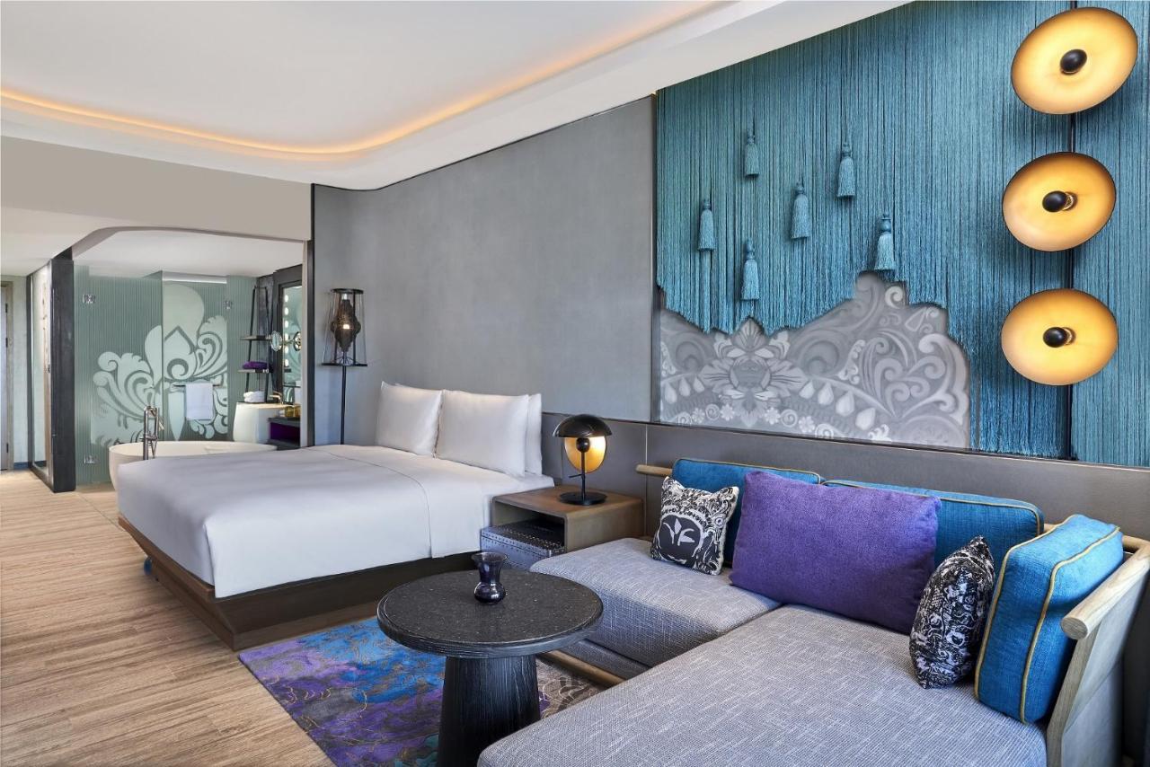 Hotel Renaissance Bali Nusa Dua
